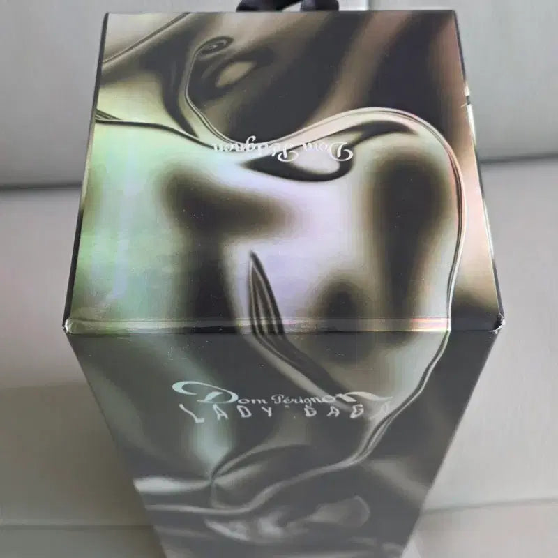 [BUNJANG] Dom Pérignon Lady Gaga Limited Edition Vintage Champagne Bottle 2010 / 돔페리뇽 레이디 빈티지  샴페인 공병