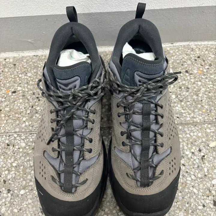 [BUNJANG] Hoka x Jlal Tor Ultra Low Desert Taupe Rock Ridge / 호카 x Jlal 토르 울트라 로우 데저트 토프 락 릿지 300