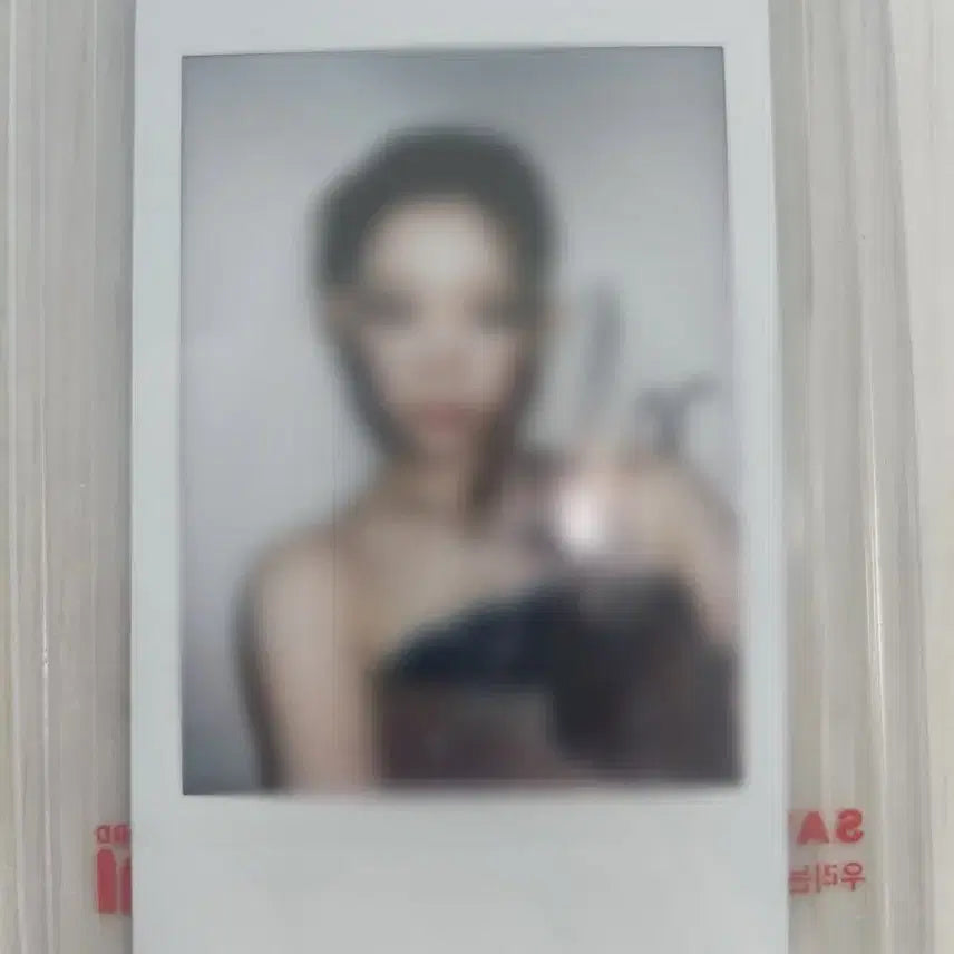 [BUNJANG] Billlie Tsuki Signed Polaroid Photocard / 빌리 츠키 싸인 사인 폴라로이드 싸폴