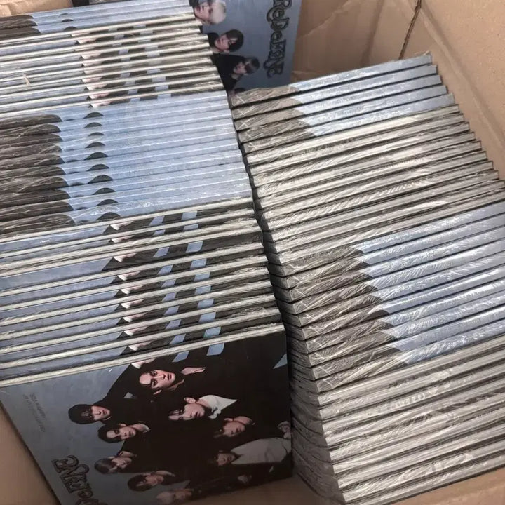 [BUNJANG] Cravity Redefine Bundle Set (50 Albums, Sealed) / 50장 크래비티 Cravity redefine 미개봉 앨범