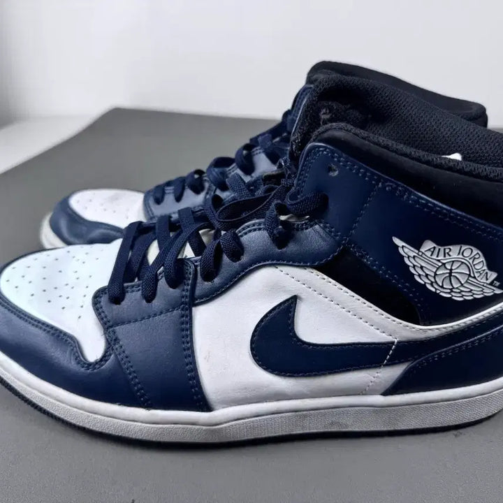 [BUNJANG] Nike Air Jordan 1 Mid Navy / 나이키 에어 조던 1 미드 네이비 290사이즈.!