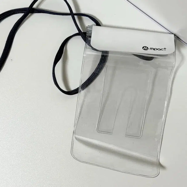 [BUNJANG] Mpack Plus Transparent Waterproof Pouch for Mobile Phones / 엠팩플러스 투명 방수 물놀이 핸드폰 방수팩
