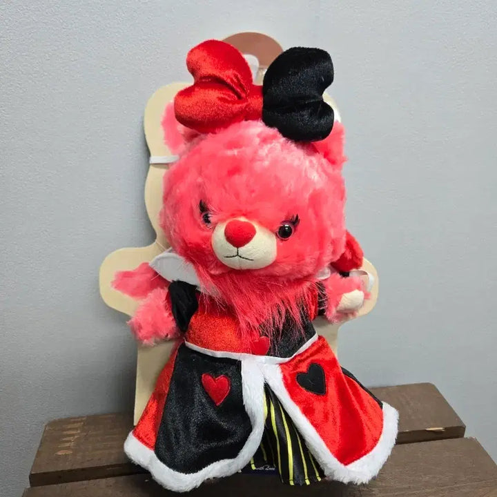 [BUNJANG] Disney UniBEARsity Alice in Wonderland Queen Costume Set / 디즈니 유니베어 인형+코스튬 세트 이상한나라의앨리스 퀸