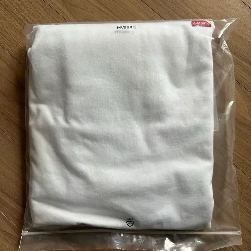 [BUNJANG] Supreme Small Box Logo Short Sleeve T-Shirt White XXL / XXL 2XL 슈프림 스몰 박스 반팔 티셔츠 화이트 - 26SS
