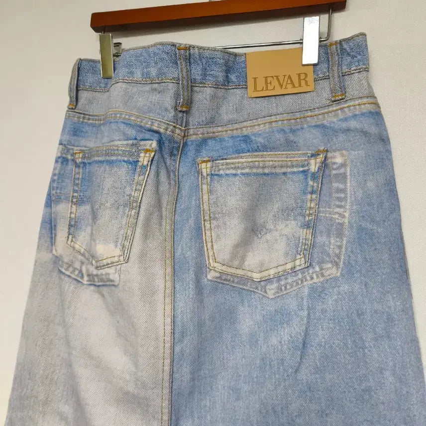 [SOLD OUT] 르바 디지털 프린트 롱 데님 스커트