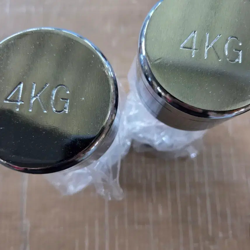 [BUNJANG] Chrome Plated Dumbbells 4kg Set (2 pcs) / 크롬도금아령 4kg 한세트(2개) 판매합니다.