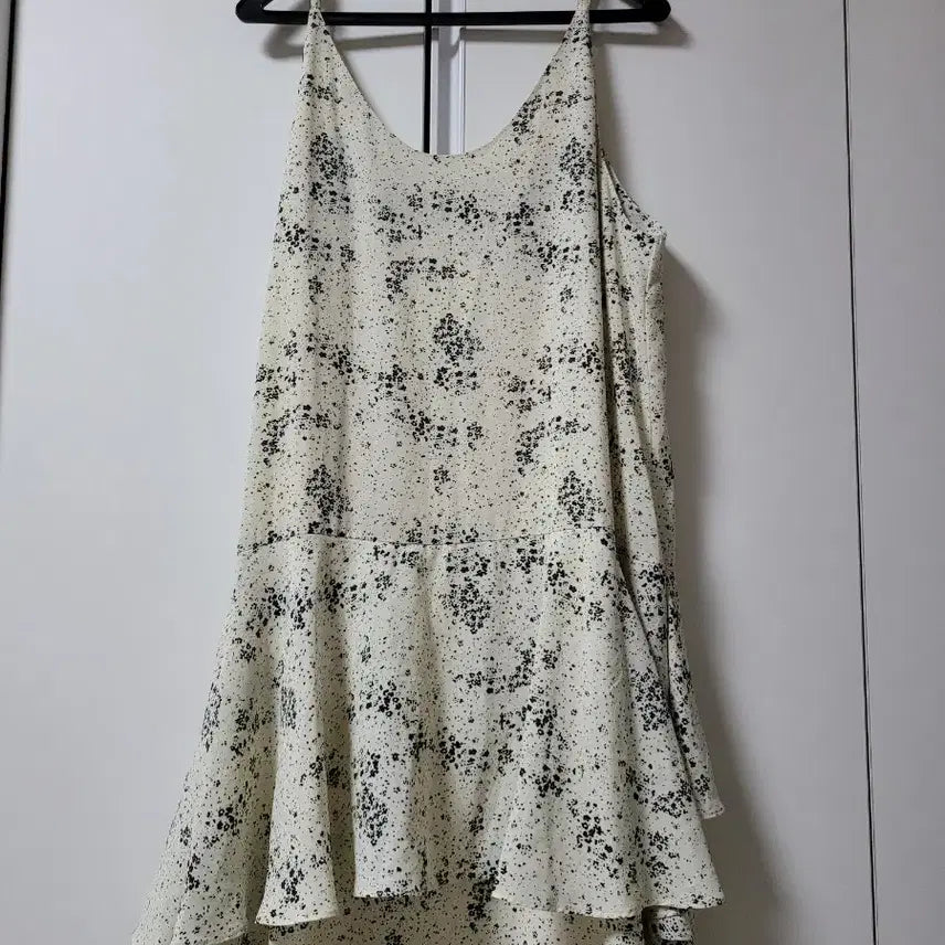 [BUNJANG] Long Sleeveless Frill Dress Ivory / 롱 나시프릴원피스 아이보리