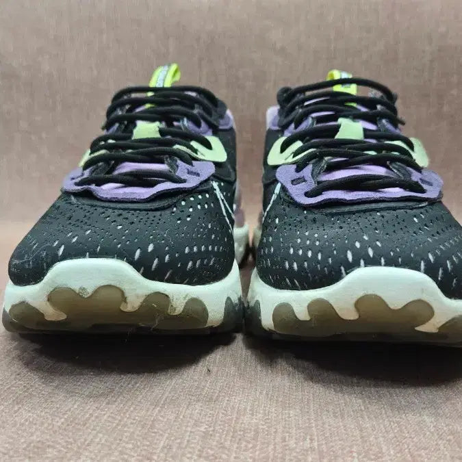 [BUNJANG] Nike React Vision "Gravity Purple Volt" Sneakers (270mm) / 나이키 270mm-  리액트 비전 그래비티 퍼플 볼트