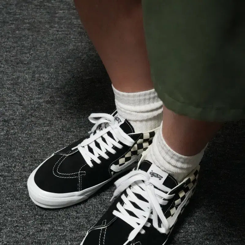 [BUNJANG] Vans SK8-Mid Reissue 83 "Black Checkerboard" Premium Sneakers / (275) 반스 프리미엄 SK8 미드 리이슈 83 블랙 체커보드