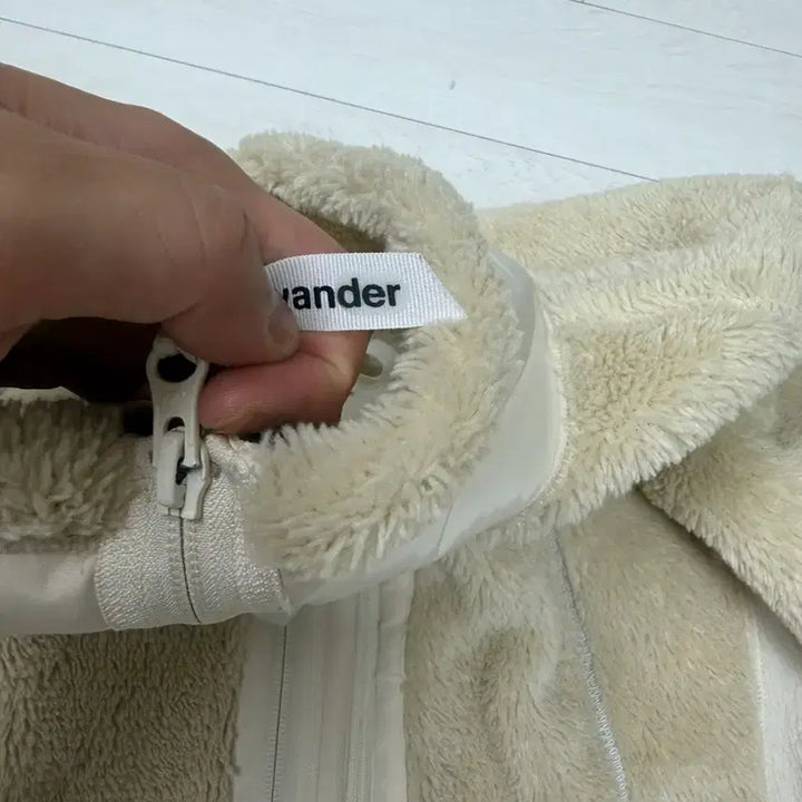 [BUNJANG] And Wander Polartec Fleece L Size / 앤드원더 폴라텍 플리스 L 사이즈  상태 9.2/10  이염 등은 없어요