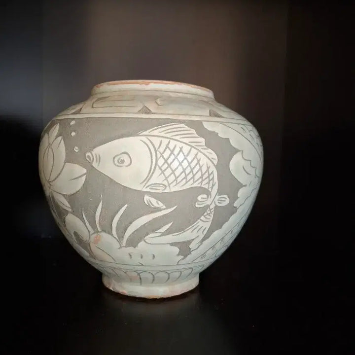 [BUNJANG] Fish Motif Ceramic Vase / 물고기 문양 도자기