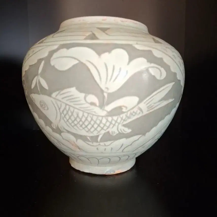 [BUNJANG] Fish Motif Ceramic Vase / 물고기 문양 도자기