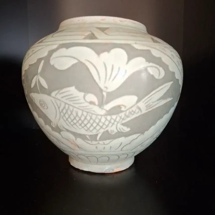 [BUNJANG] Fish Motif Ceramic Vase / 물고기 문양 도자기