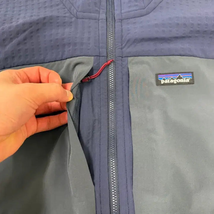 [BUNJANG] Patagonia R2 Hooded Fleece Jacket Size M / 파타고니아 R2  후드 집업 M 사이즈  상태 9.9/10  사진찍고 절