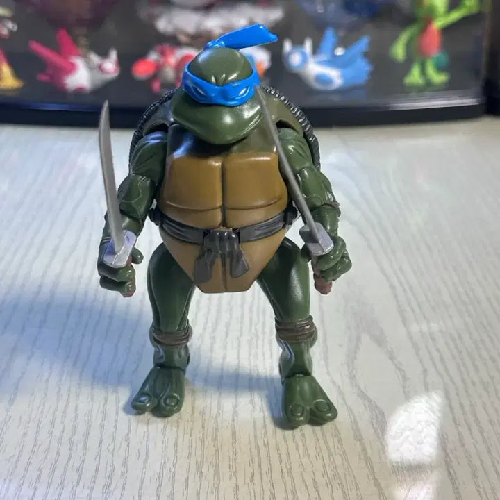 [BUNJANG] Teenage Mutant Ninja Turtles Leonardo Action Figure / [고전 급쳐] 틴에이지 뮤턴트 닌자 거북이 레오나르도 액션 피규어