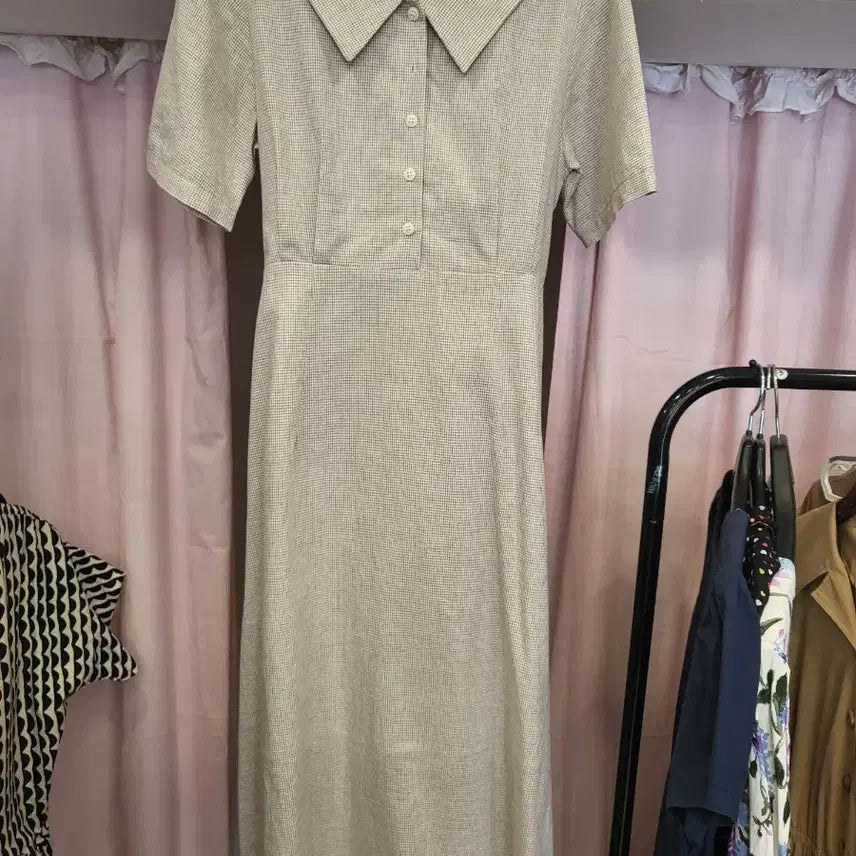 [SOLD OUT] 체크 카라 원피스 베이지