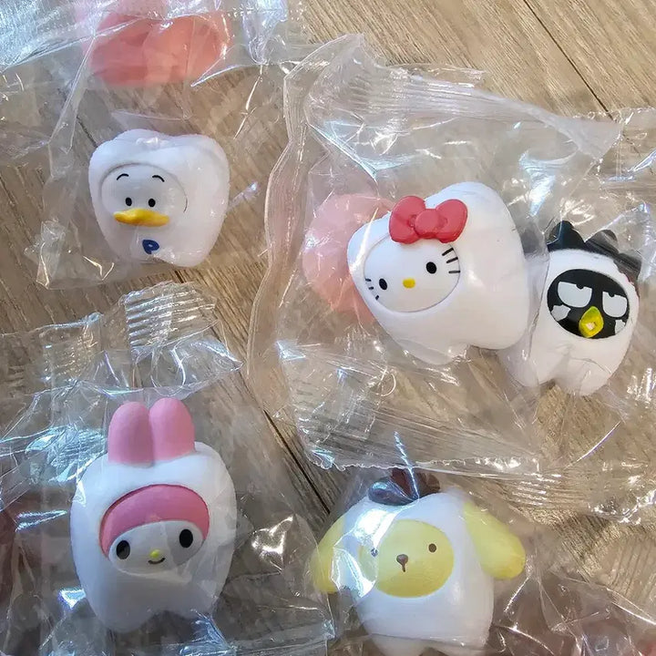 [BUNJANG] Sanrio Hello Kitty Tooth Gacha 5-Set (Excluding Rare) / (반짝할인) 산리오 헬로키티 치아 가챠5종셋(레어제외)