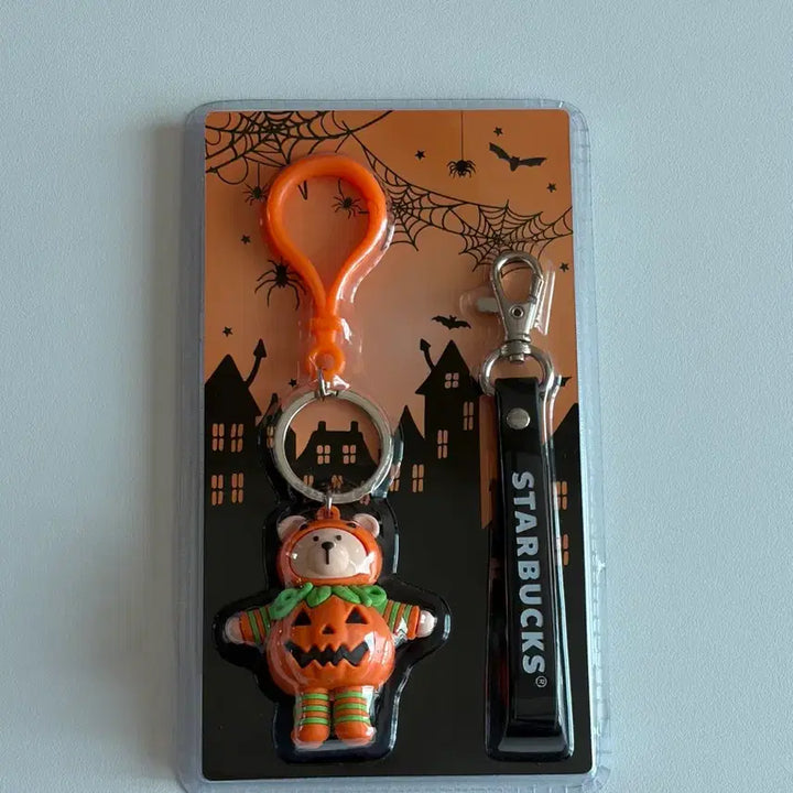 [BUNJANG] Starbucks Halloween Bearista Keychain / 스타벅스 할로윈 베어리스타 키 체인 키링
