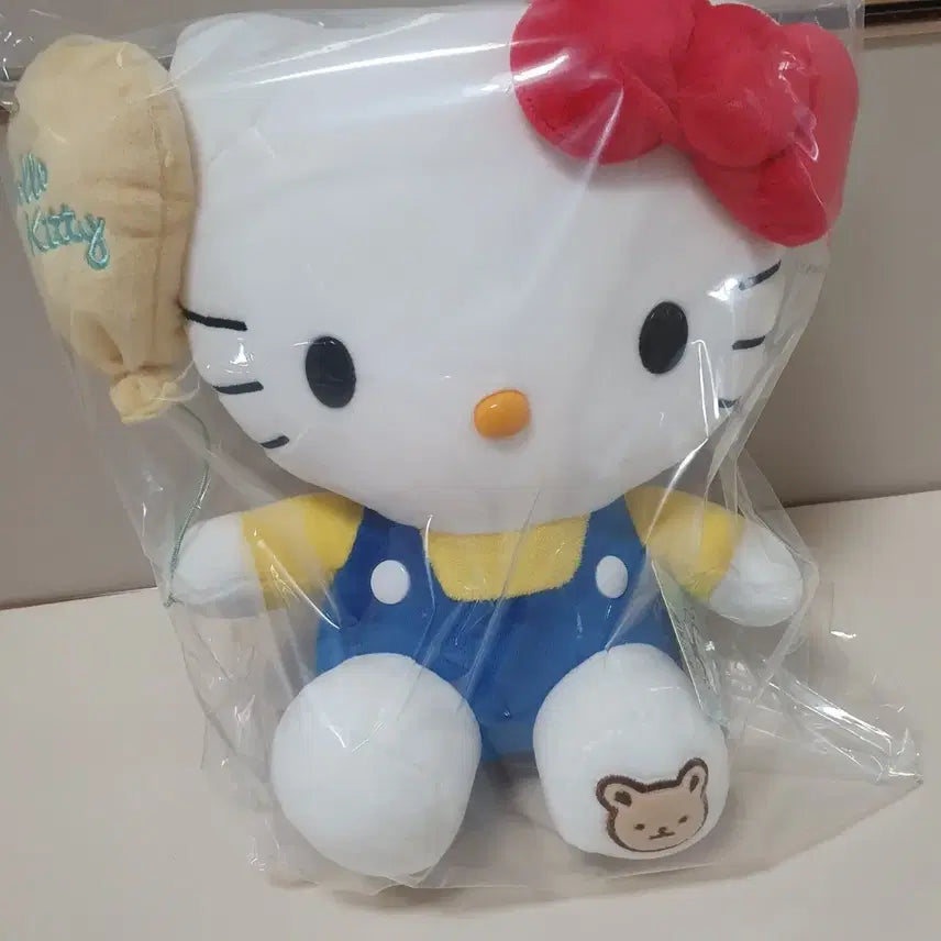 [BUNJANG] Hello Kitty Plush Doll with Overalls and Balloon (Medium) / 헬로키티 인형 멜빵옷 풍선  중형인형 새상품