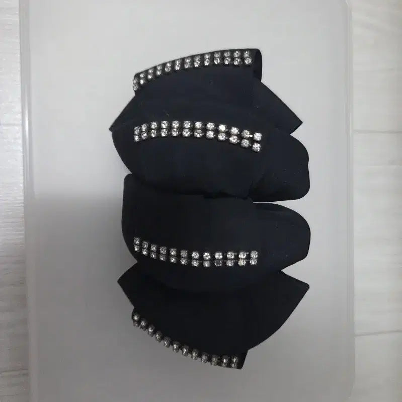 [BUNJANG] Jean Paul Clarysse Prada Fabric Black Ribbon Stone Hairpin / 장폴클라리쎄 프라다원단 블랙 리본 스톤 헤어핀