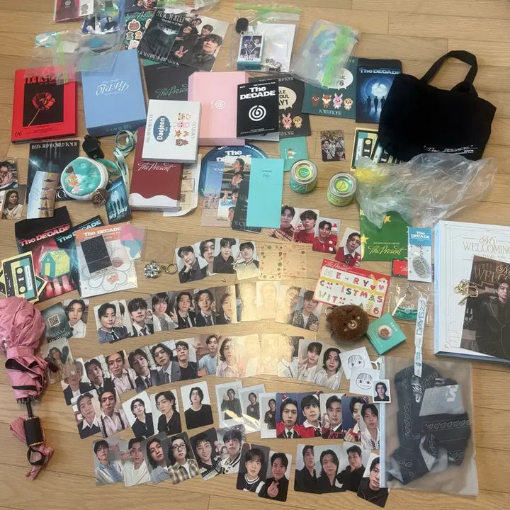[BUNJANG] Day6 Bundle Set Merchandise &amp; Photocard / 데이식스 굿즈 + 포카 일괄 처분