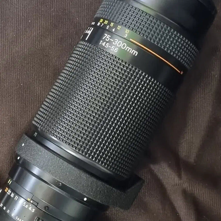 [SOLD OUT] 니콘 AF75-300 망원렌즈