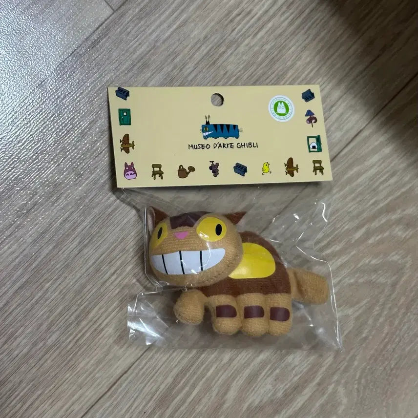 [BUNJANG] Ghibli Park Exclusive Nekobus Mini Magnet (New) / 지브리파크 한정굿즈 네코버스 미니 마그넷 (새상품)