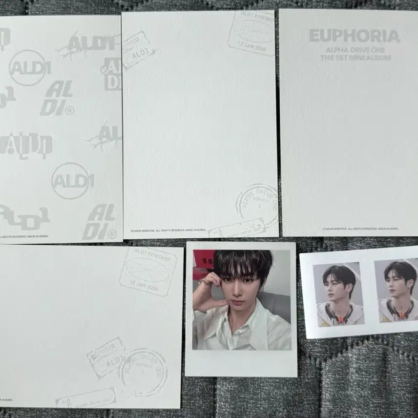 [BUNJANG] ALDIONE Jo Woo Jin Postcard Set / 알디원 안신 조우안신 엠디 엽서 세트
