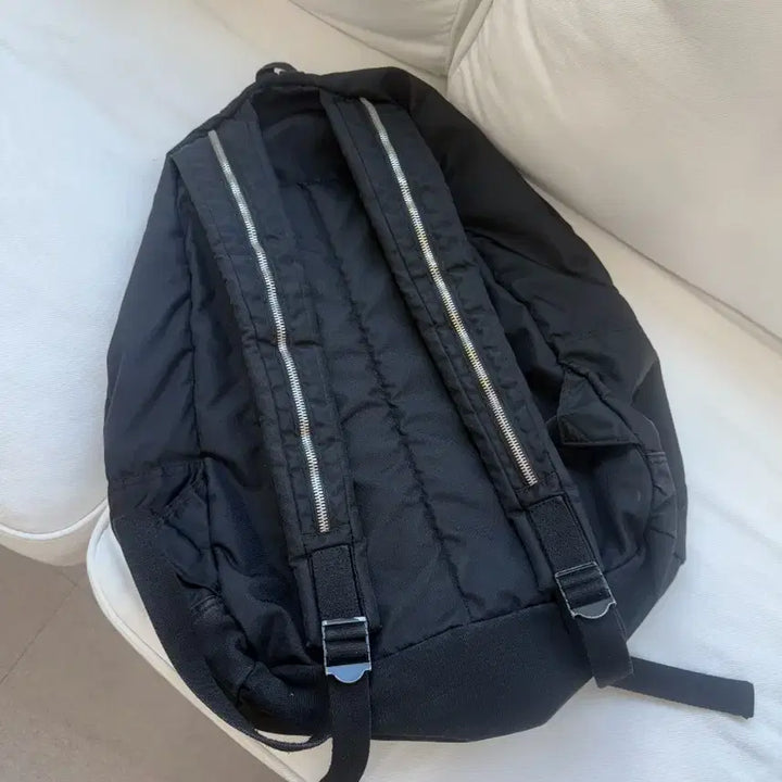 [BUNJANG] PAARCHIVE (FROMWHAT) Ripstop Zipper Backpack / 파아카이브 ( 파프롬왓 ) 립스탑 백팩