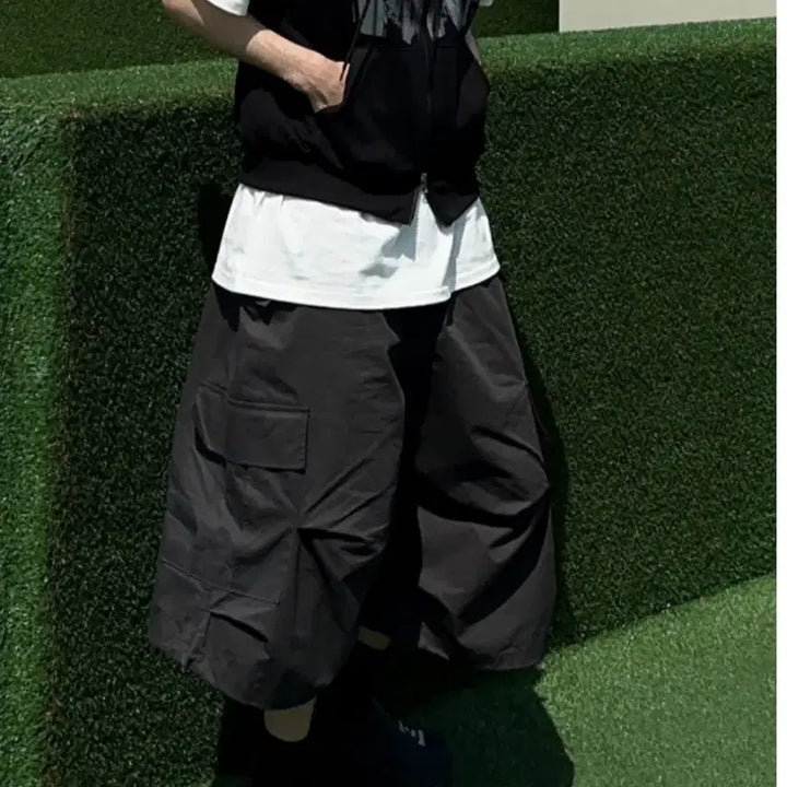 [BUNJANG] Bermuda Cargo Parachute Pants - Oversized Fit / 버뮤다 카고 파라슈트 프리 빅사이즈
