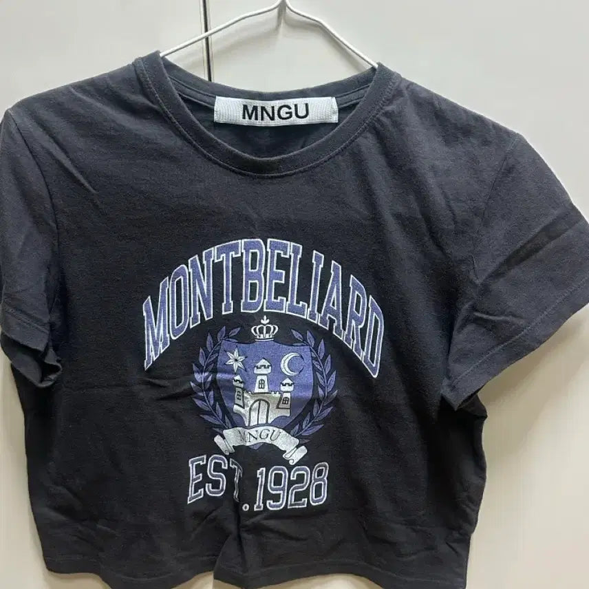 [BUNJANG] MNGU Cropped Short Sleeve T-Shirt Charcoal / MNGU 엠엔지유 크롭 반팔 티셔츠 차콜