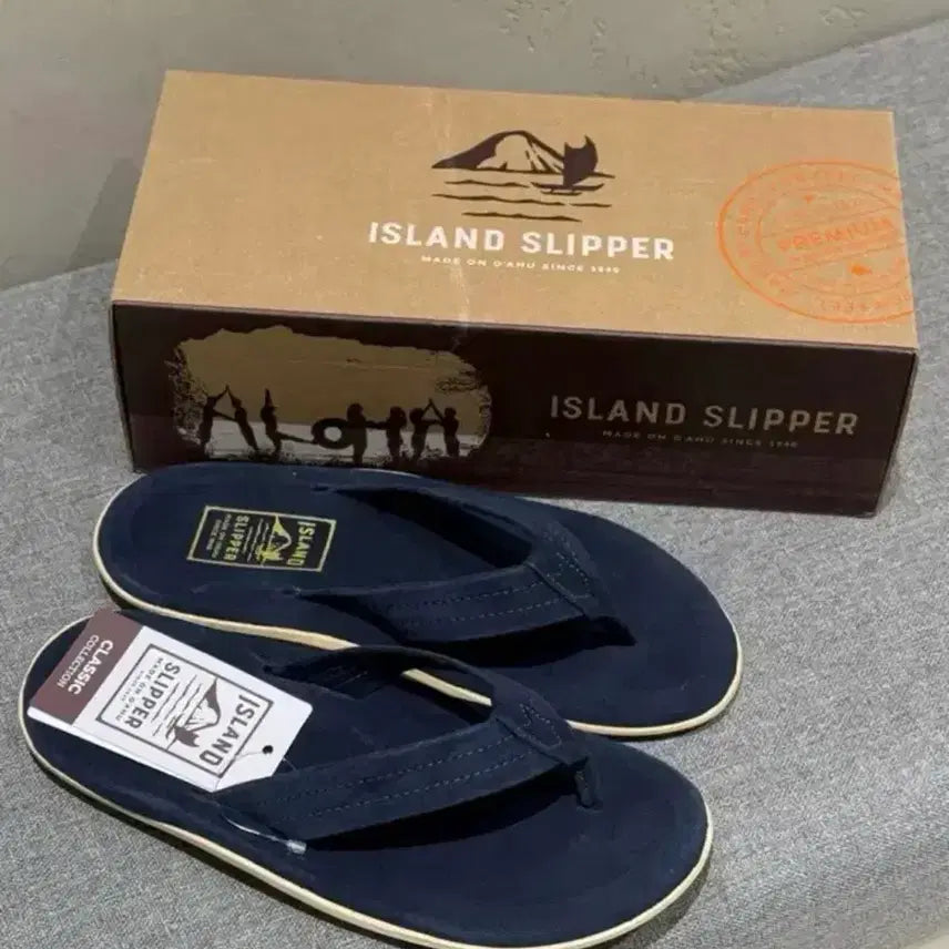 [SOLD OUT] 아일랜드 슬리퍼 네이비 스웨이드