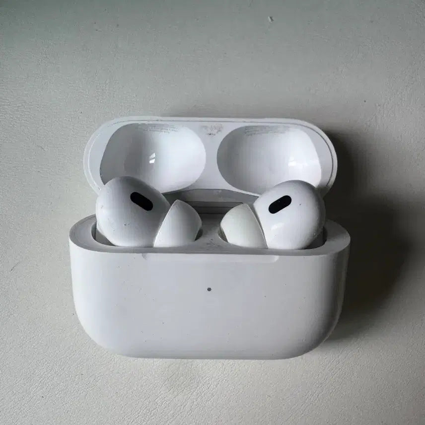 [BUNJANG] Apple AirPods Pro 2nd Generation 8-pin / 에어팟 프로2 8핀