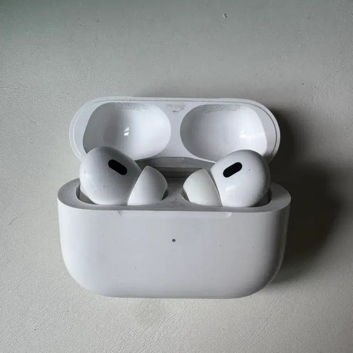 [BUNJANG] Apple AirPods Pro 2nd Generation 8-pin / 에어팟 프로2 8핀