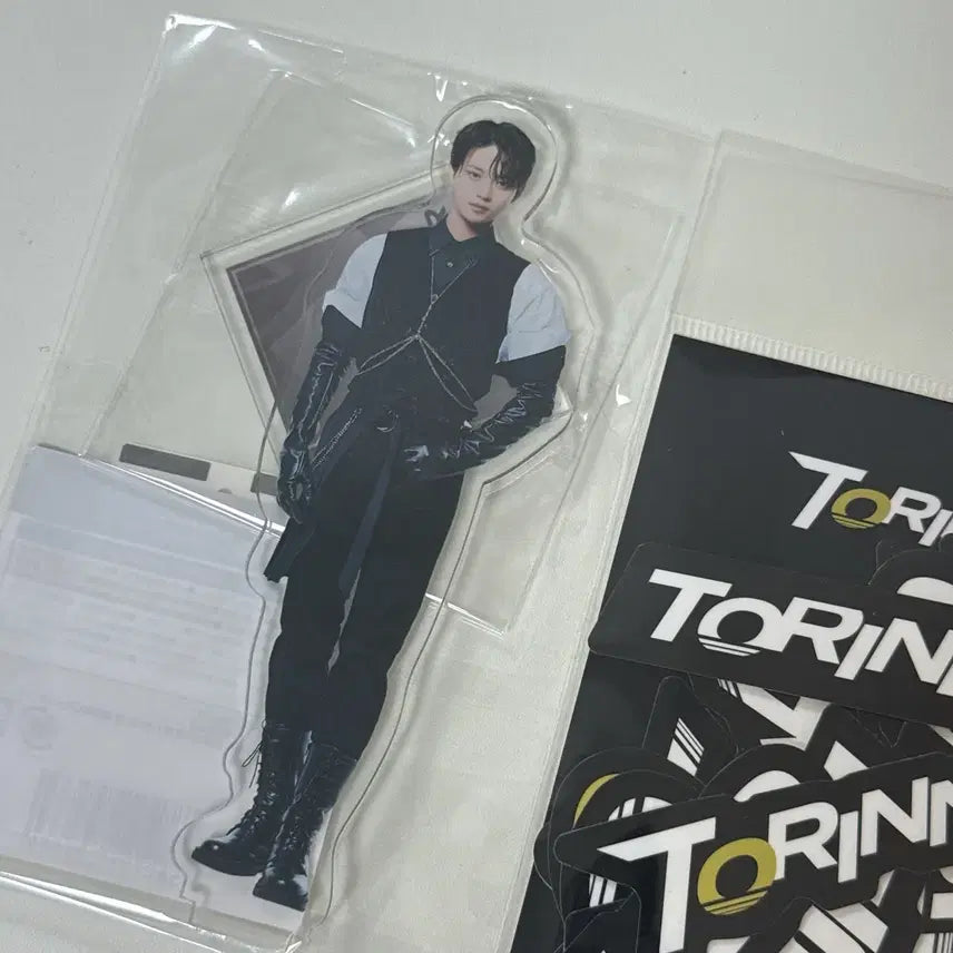 [BUNJANG] Yoji Iwanase Dream Stage Torina Acrylic Stand &amp; Sticker Set / 일본 배우 이와세요지 드림스테이지 토리너 아크릴 스탠드 스티커 새상품
