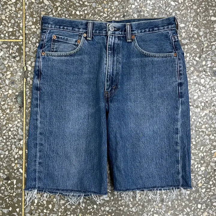 [SOLD OUT] 리바이스 550 컷오프 데님 쇼츠 34