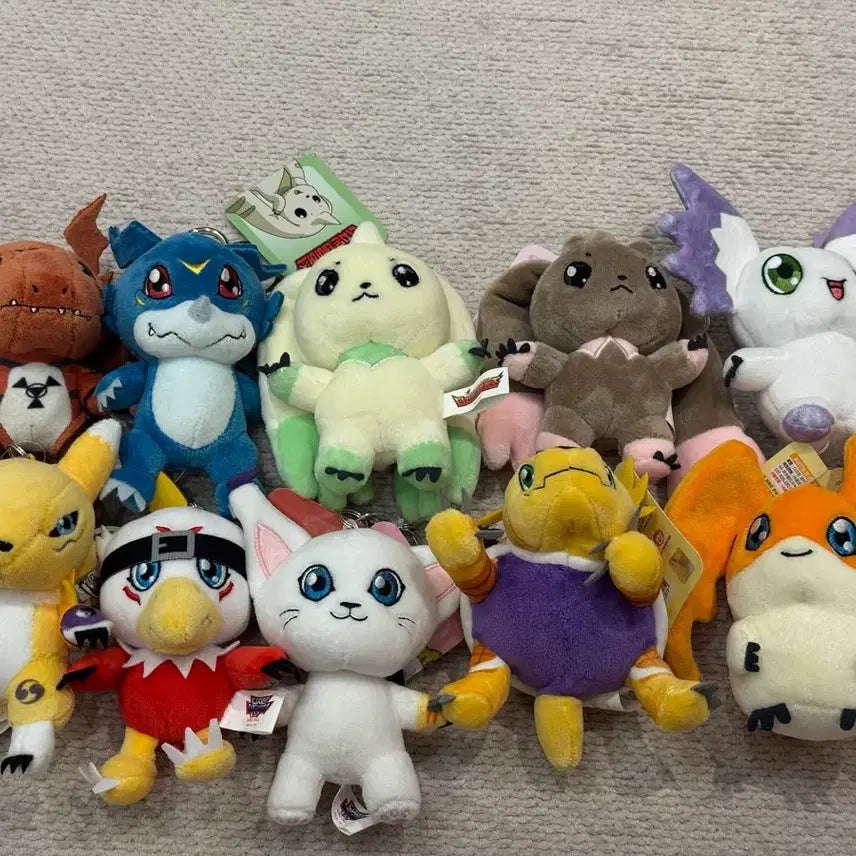 [BUNJANG] Digimon Tamers Official Guilmon Plush Keychain / 정품 디지몬 테이머즈 인형 키링 - 길몬