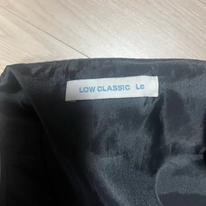 [BUNJANG] LOW CLASSIC String Midi Skirt Dark Navy S / 로우클래식 스트링 미디 스커트 다크네이비 S