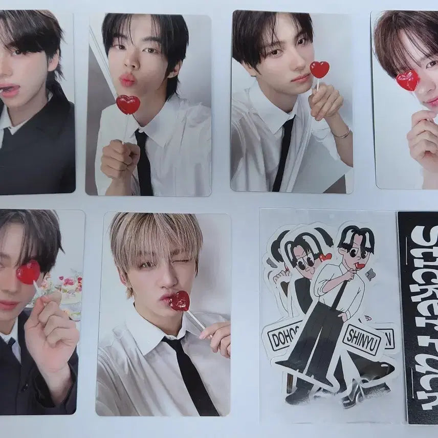 [BUNJANG] TWS Photocard and Sticker Set / 투어스 포카+ 스티커 세트