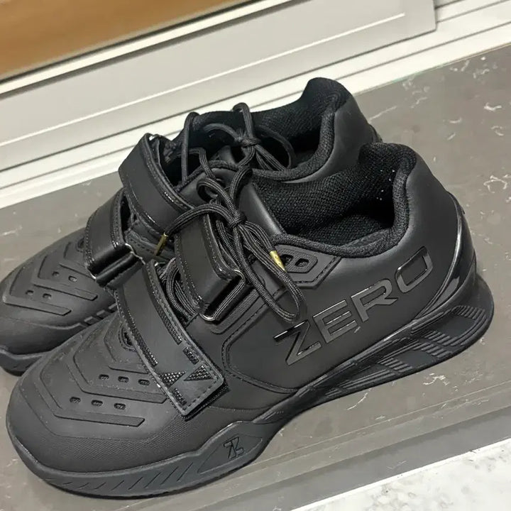 [BUNJANG] Zero To Hero Lifter Classic 2.0 Weightlifting Shoes 255 / 제로투히어로 역도화 255 헬스신발 파워리프팅 신발 크로스핏화 스쿼트화
