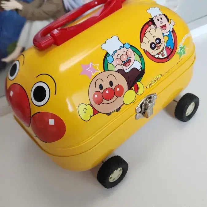 [BUNJANG] 1990s Anpanman Car Tin Case / 2006년 고전 호빵맨 자동차 틴케이스