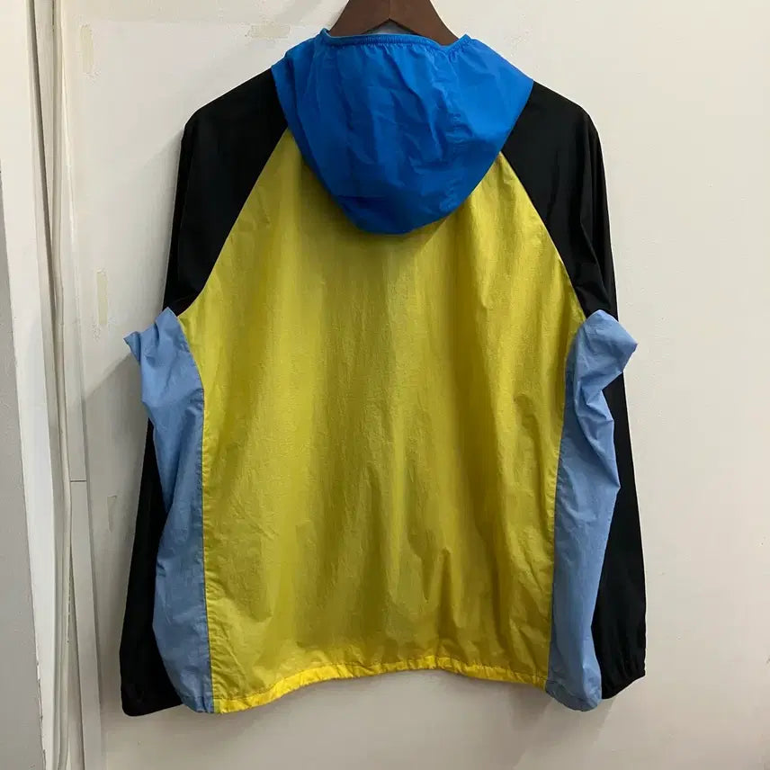 [BUNJANG] Uniqlo x Marni Hooded Windbreaker / N45 유니클로 마르니 바람막이