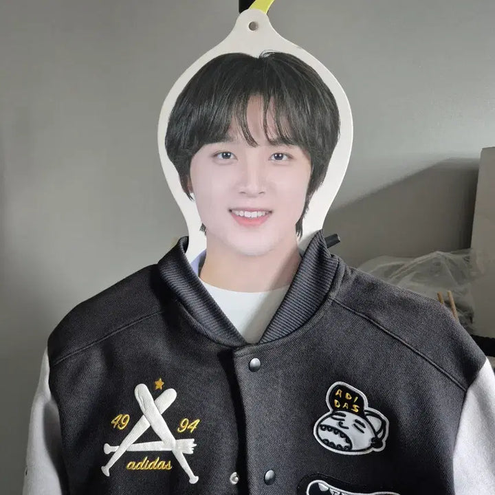 [BUNJANG] NCT Haechan Mori Fantasy Limited Prize Photo Hanger / 모리 판타지 한정 경품 포토 행거 해찬