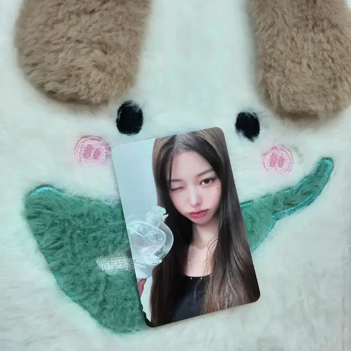[BUNJANG] IVE Wonyoung IHAEBONG Photocard / 아이브 장원영 아이해봉 들고 있는 포카