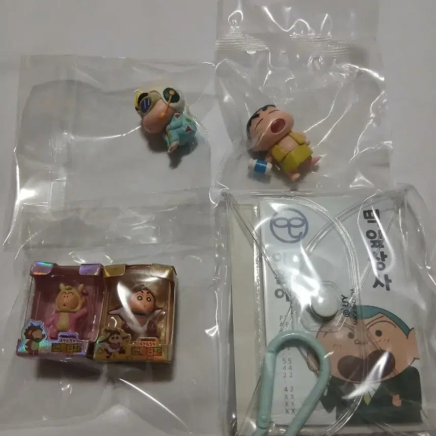 [BUNJANG] Crayon Shin-chan Sauna &amp; Hoon Name Tag Badges, Movie Set / 일괄 가격) 짱구는못말려 명찰,가챠, 극장판 세트