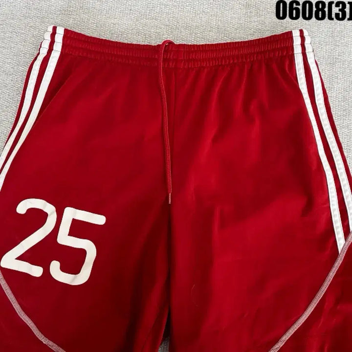 [BUNJANG] Adidas Training Shorts Red Number 25 Size 100 / 아디다스 트레이닝 쇼츠 25번 레드 100 0608