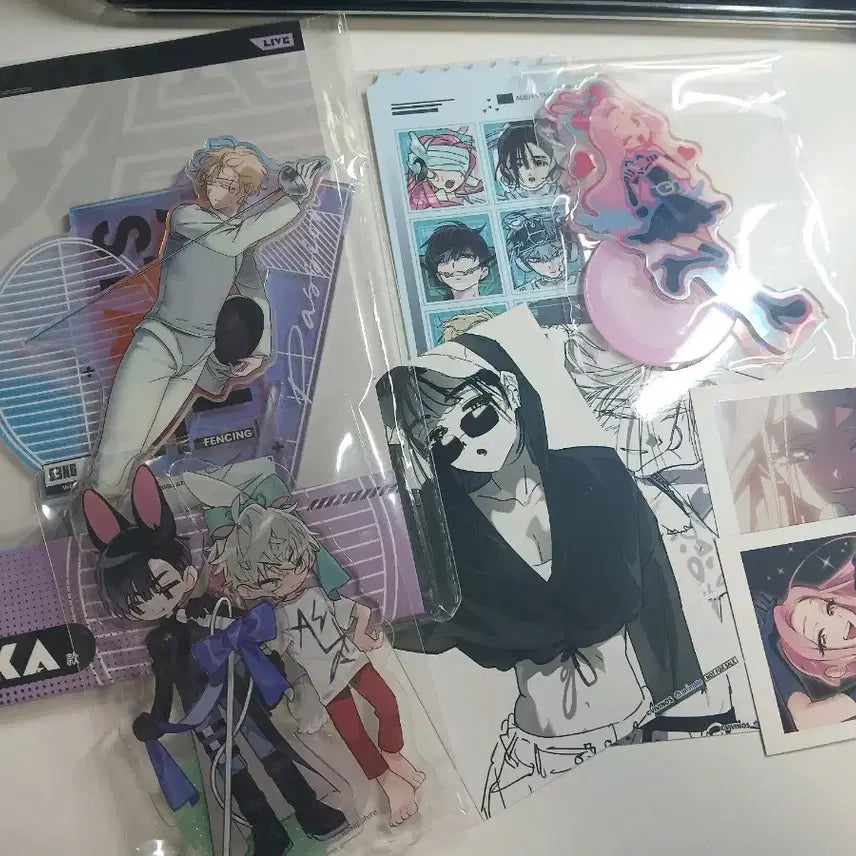[BUNJANG] A-Stage Acrylic Goods Bundle / 가격 내림) 에이스테 아크릴 지류 굿즈 판매 (미지이반틸루카현아)