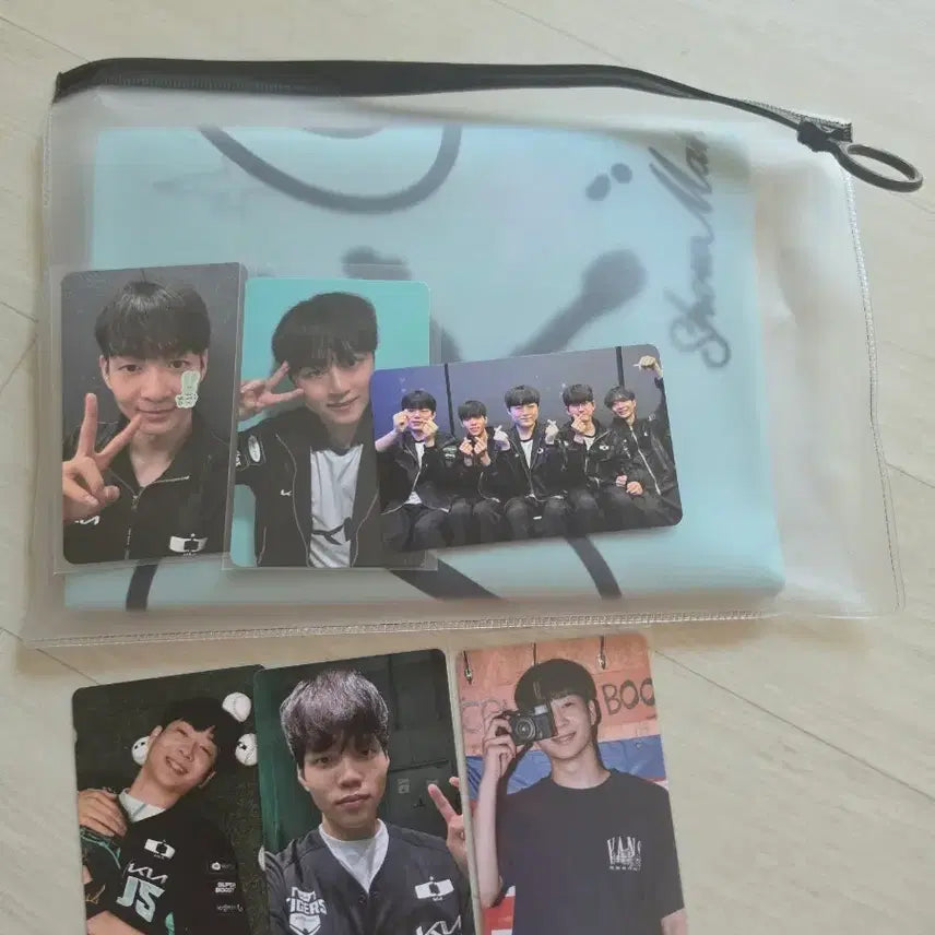 [SOLD OUT] 디플러스기아 올리베 슬로건 및 포카