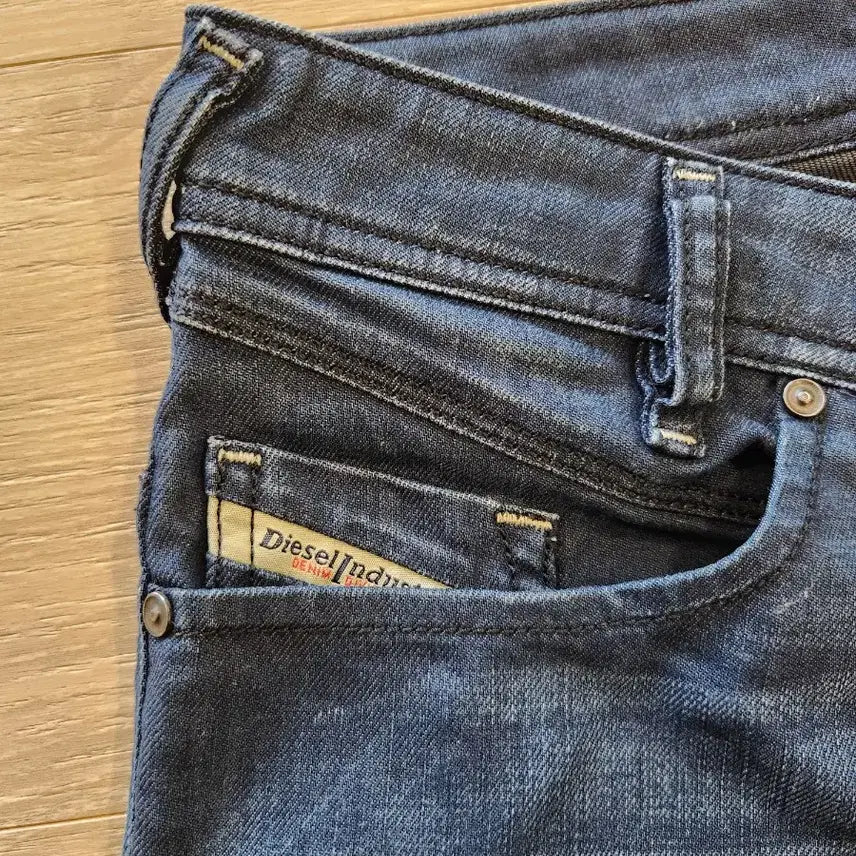 [BUNJANG] Diesel Blue Button Fly Jeans W27 L30 / 디젤 청바지 블루 버튼 플라이..디젤 청바지 W27 L30