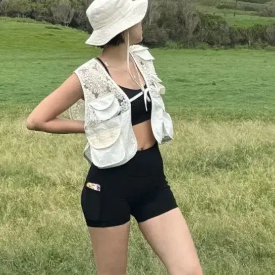 [BUNJANG] Glony Lace Vest / 글로니 레이스 조끼 베스트